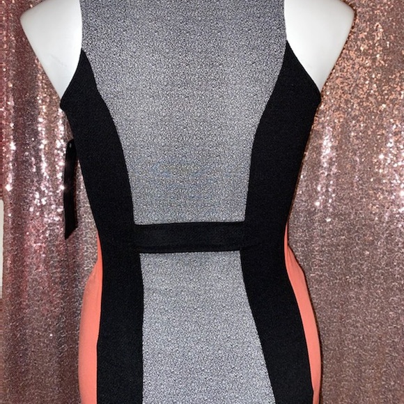 Mini dress - Picture 2 of 2